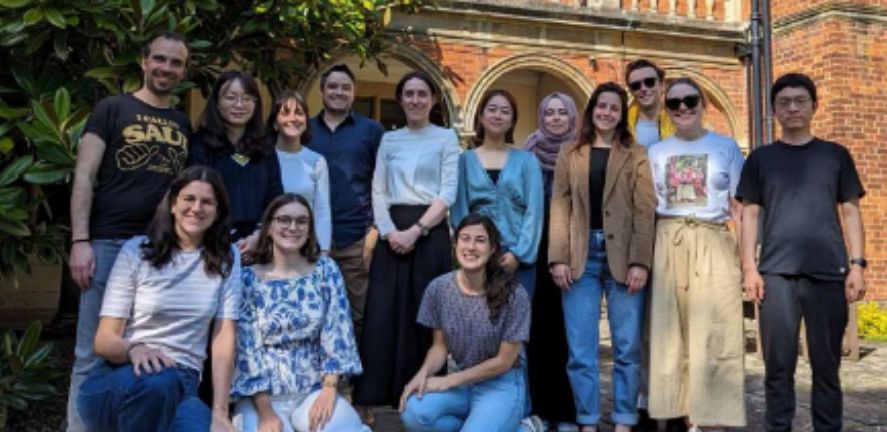 Laurenti lab group image