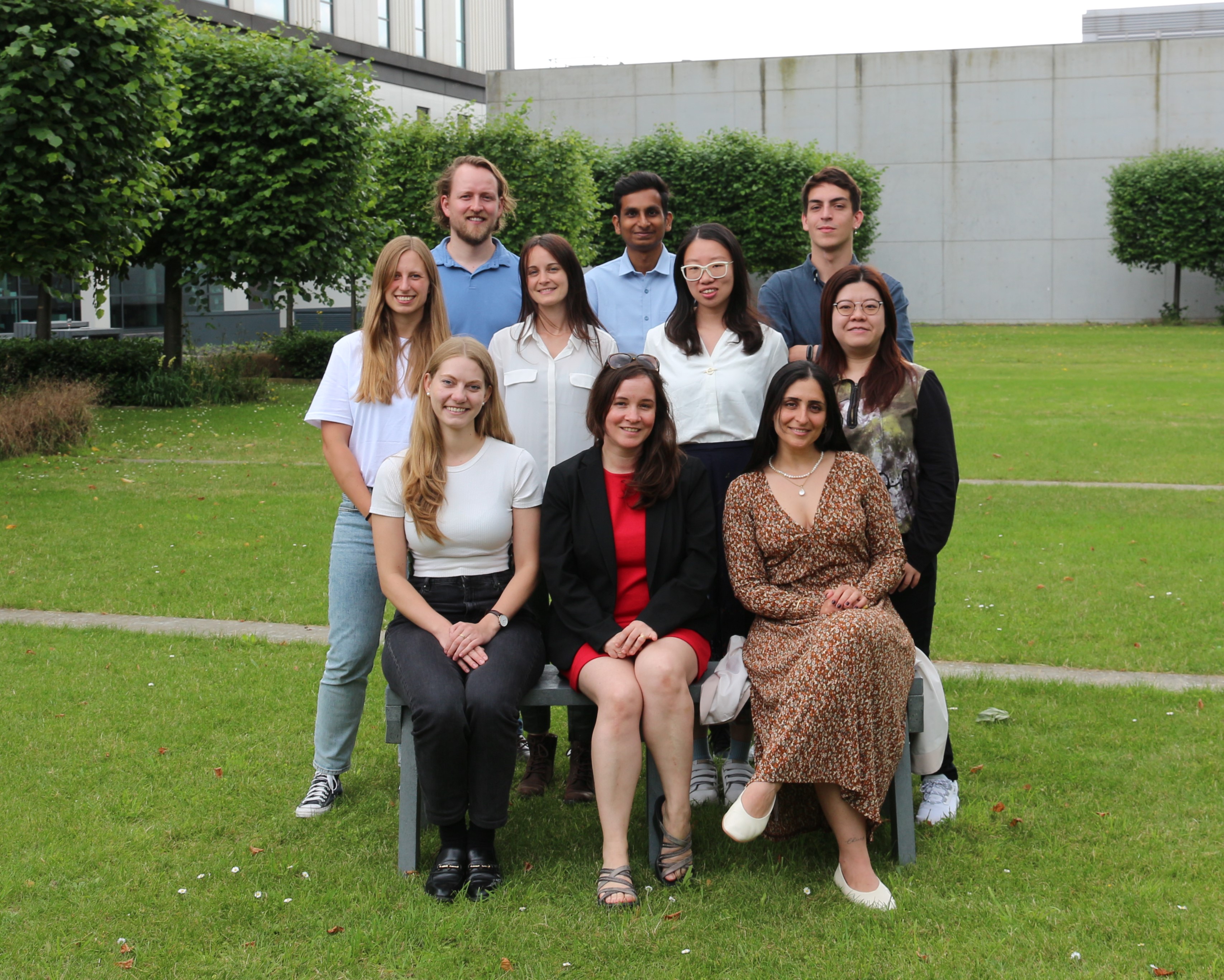 Alcolea Members Lab Photo