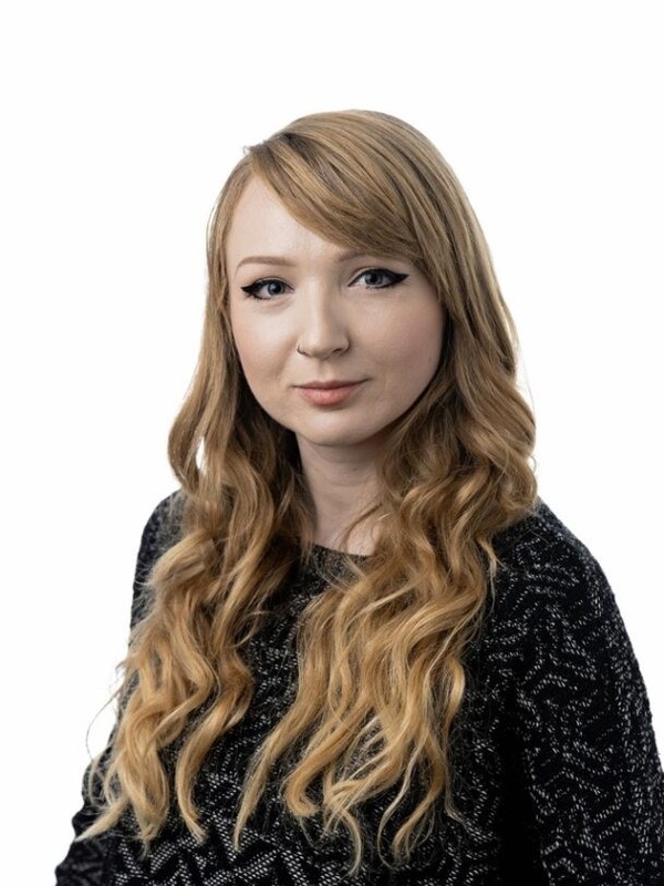  Emma  Gould