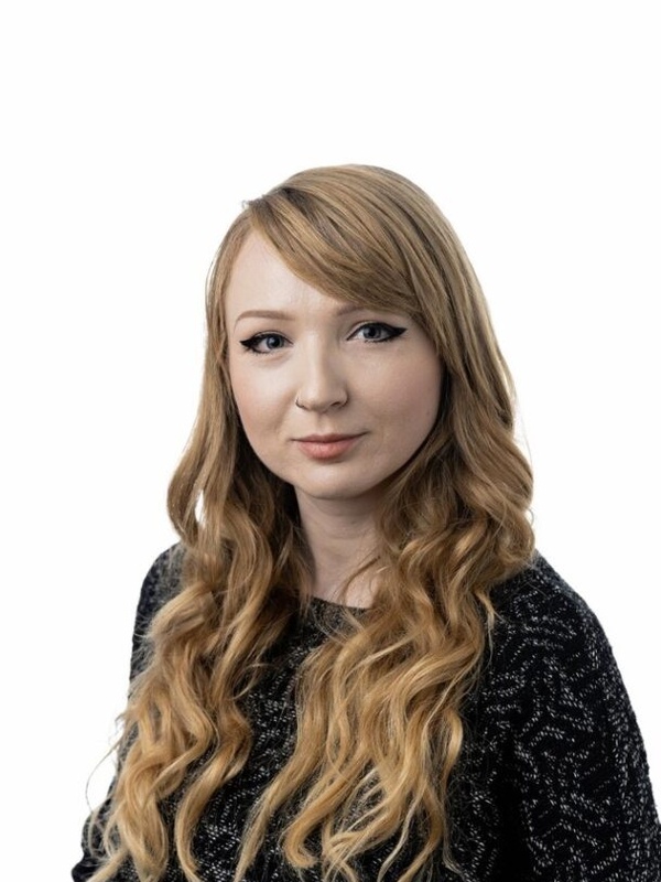  Emma  Gould