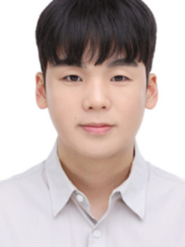  Hyun Chang  Lee