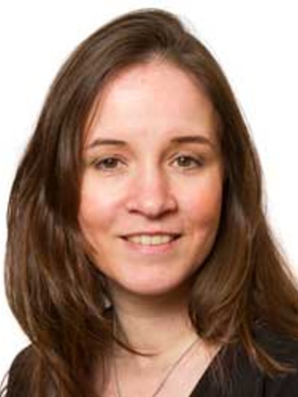 Dr  Maria Alcolea