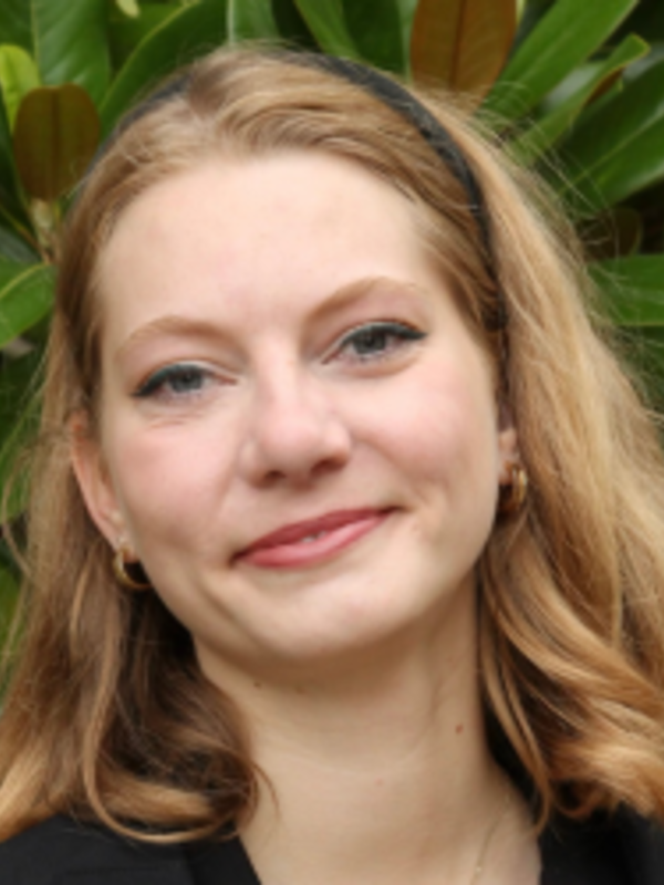  Undine-Sophie  Deumer