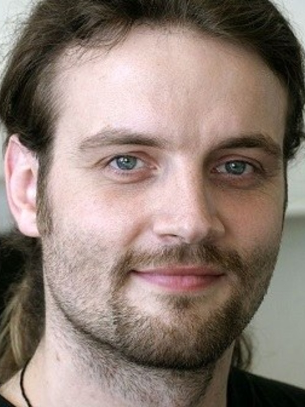  Kristian Franze